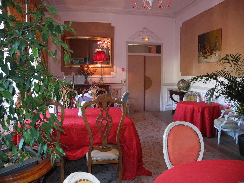 Hotel Le Comptoir Du Ranc De Bannes Sumène Exteriér fotografie
